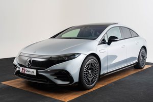 Mercedes EQS linksvoor